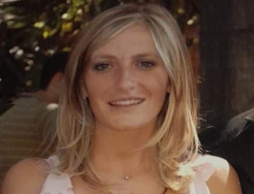 Buon compleanno Marta. Il sorriso di un angelo illumina ancora di più, perché sa volare
