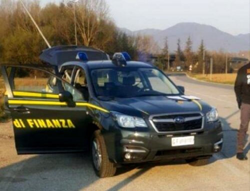 Guardia di Finanza salva il Jack Russel segnalato a Tesori a quattro zampe