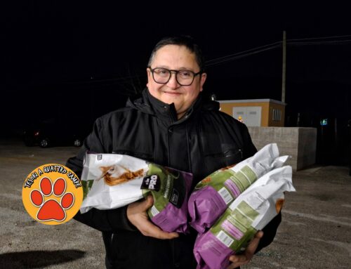 Consegnate le prime crocchette e coperte ai volontari Tonino e Francesca donate dalla Cooperativa Levante